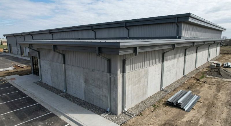 Commercial Gutter Service in Roseville, CA